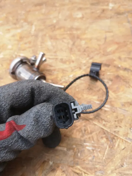Injecteur AdBlue OEM M8D2-189E3-CB pour Range Rover Evoque image 3