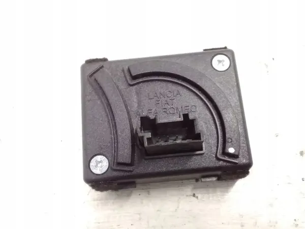 Voorruitcamera (ADAS) Fiat 500L image 3