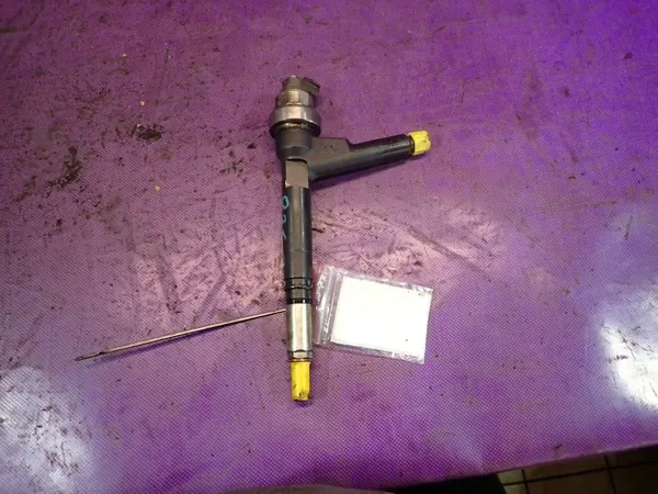 OPEL MERIVA A I 02-06 1.7 CDTI Injektor 8973138612 image 2