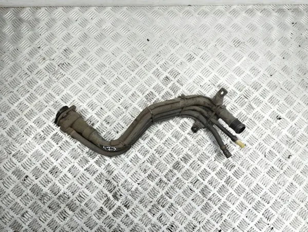 OEM AMD75371 Tankfyllningsrör för Hyundai Veloster 2012 image 2
