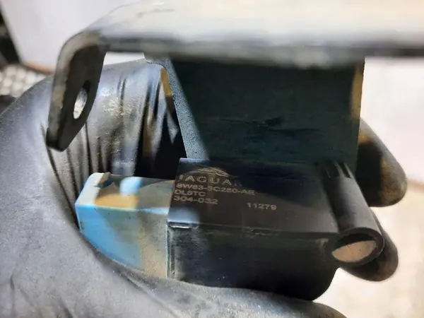 Módulo de Nivelamento de Luzes Jaguar XF 8W833C280AE image 2