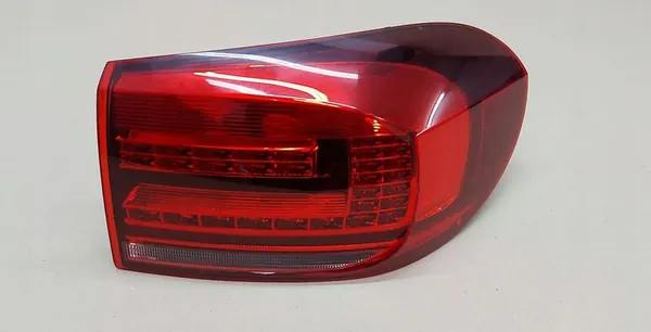 Luz trasera derecha Volkswagen Tiguan image 2