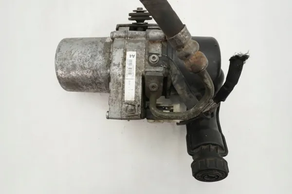 Pompe de direction OEM 9676154280 pour Peugeot 508 image 3