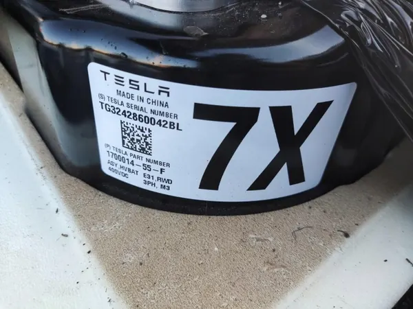 Tesla Model 3 Lift Batterie OEM 1700014-55-F 2023-2026 image 6