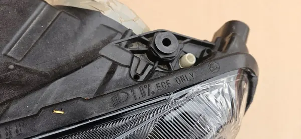 Skoda Superb III Bi Xenon Links Europa 3V1941015A image 5