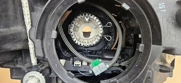 Skoda Superb III Bi Xenon Links Europa 3V1941015A image 8