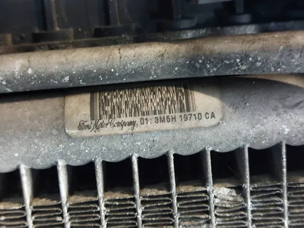 Kylare + Fläktar Ford Focus MK2 1.6 16V image 2