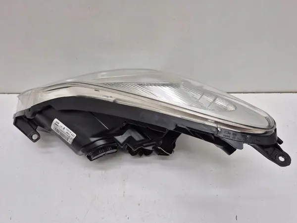 OPEL CORSA D LIFT 11-14 FARO DELANTERO IZQUIERDO DERECHO image 9