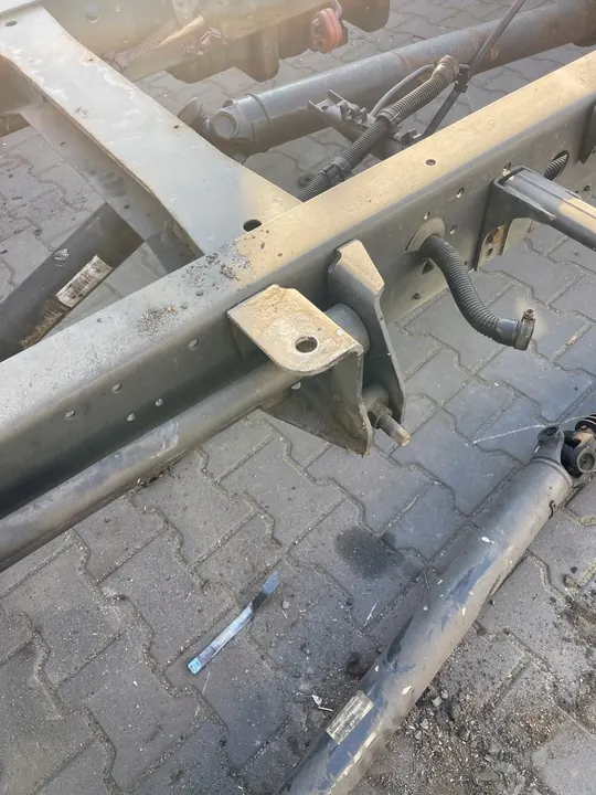 Asta di sterzo destra IVECO DAILY 33mm image 2