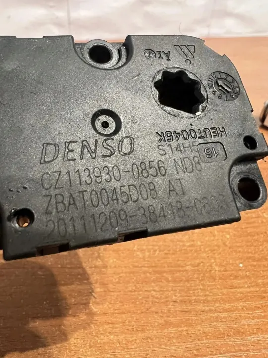 Motor de válvula Audi OE D2126 para A6 4B2 C5 Diesel image 5