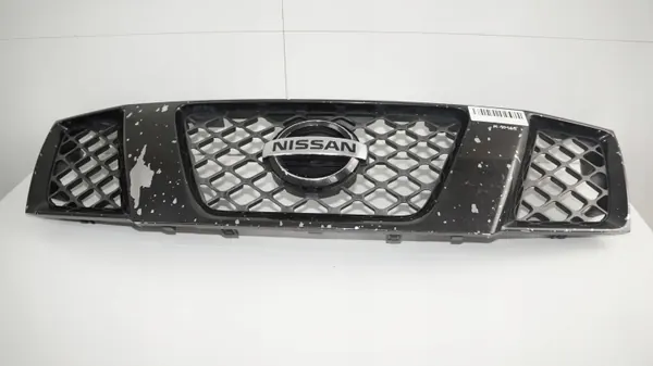 Nissan Navara D40 puskurigrilli OEM 360178141 image 4