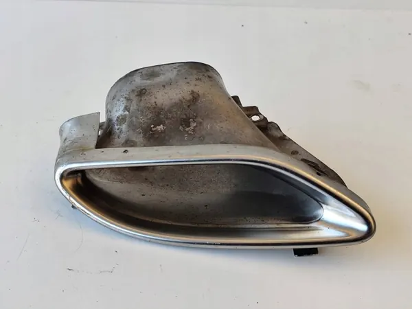 OEM 2054901027 Oikea pakoputken pää Mercedes W205 image 2
