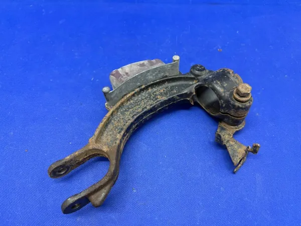 Suporte amortecedor dianteiro esquerdo OEM 4G0413143A Audi A7 image 2