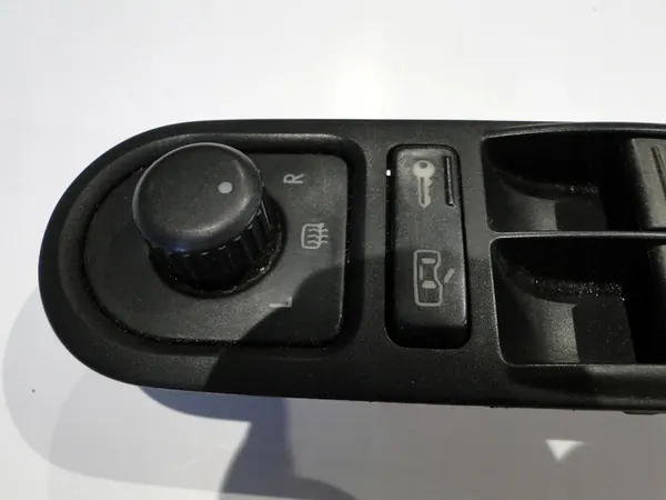 VW T5 Raampaneel Voor - 7E1959565E 7E0959855A image 4