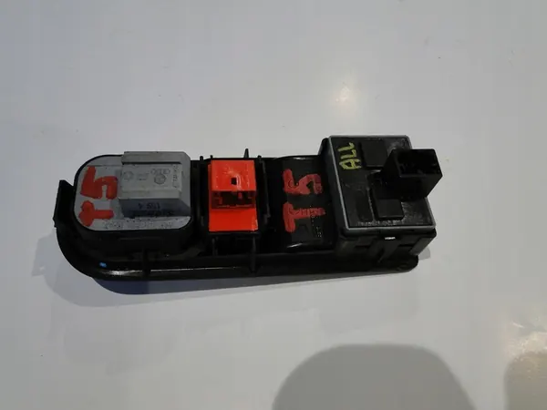 VW T5 Raampaneel Voor - 7E1959565E 7E0959855A image 5