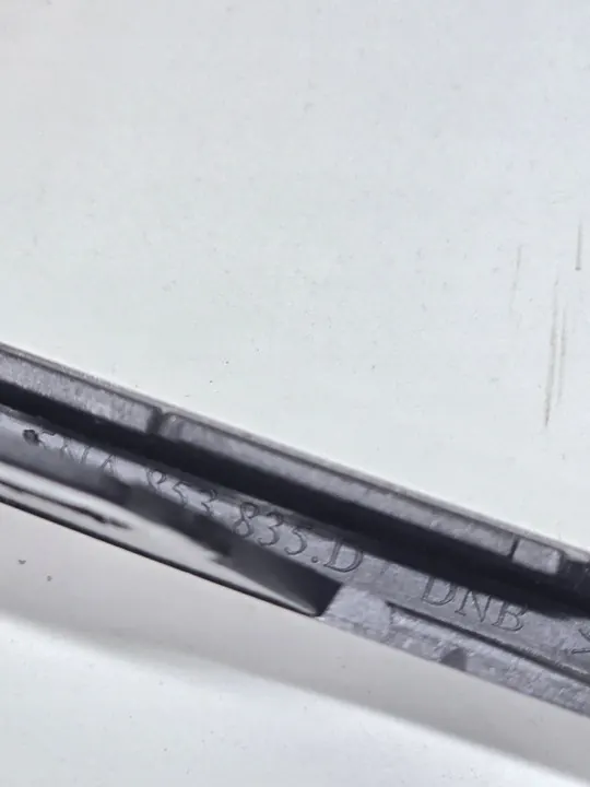 VW TIGUAN 2 Takapuskuri Trim 5NA853835D image 5