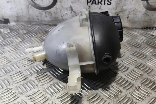 Expansietank MERCEDES-BENZ CLS (C218) A2045000649 image 3