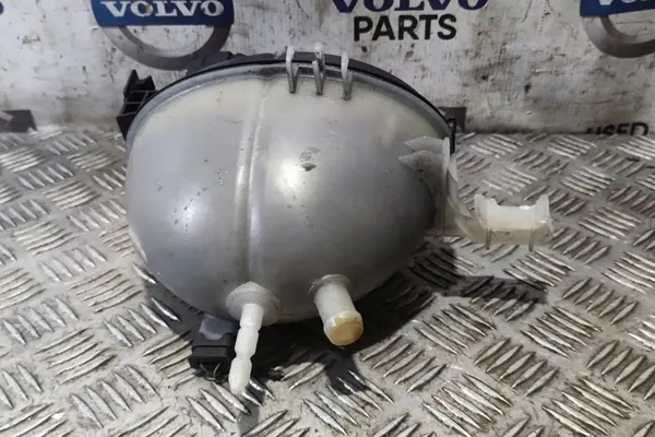 Expansietank MERCEDES-BENZ CLS (C218) A2045000649 image 4