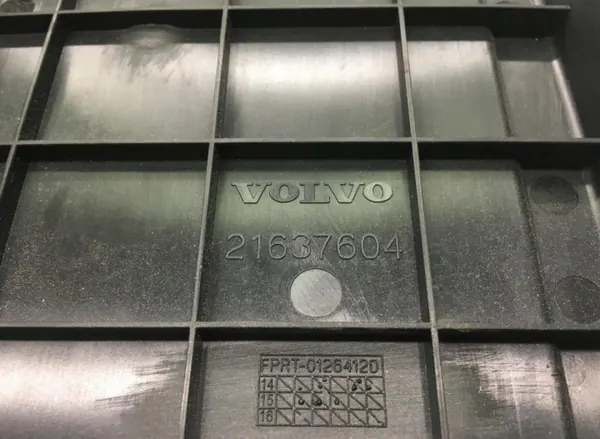22543288 Volvo Zekeringkast - Gebruikte staat image 5