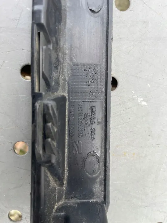 Halogenikiinnike OEM 5F0807349 Seat Leon (5F):lle image 3