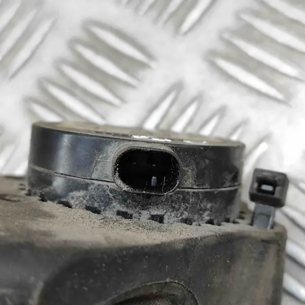 Vattencirkulationspump Peugeot 5008 2014 image 6