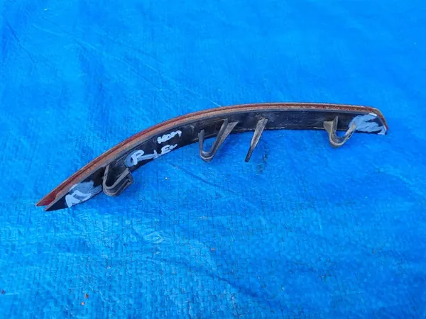 OPEL Astra J Takavalo Oikea Puskuri KOMBI 13282240 image 3