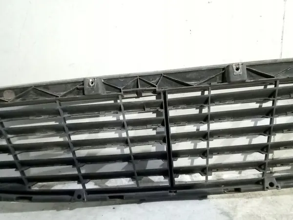 MERCEDES W211 GRILL A2118800583 image 8