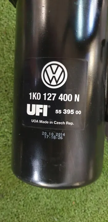 OEM 1K0127400N Bränslefilterhus slang för VW Caddy image 3