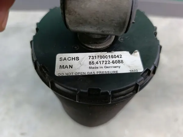 Coussin de suspension cabine MAN TGS TG3 Amortisseur arrière OEM image 3