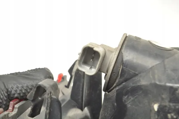 Linkes Heck-Nebelscheinwerfer OEM 9681820280 Citroen image 7