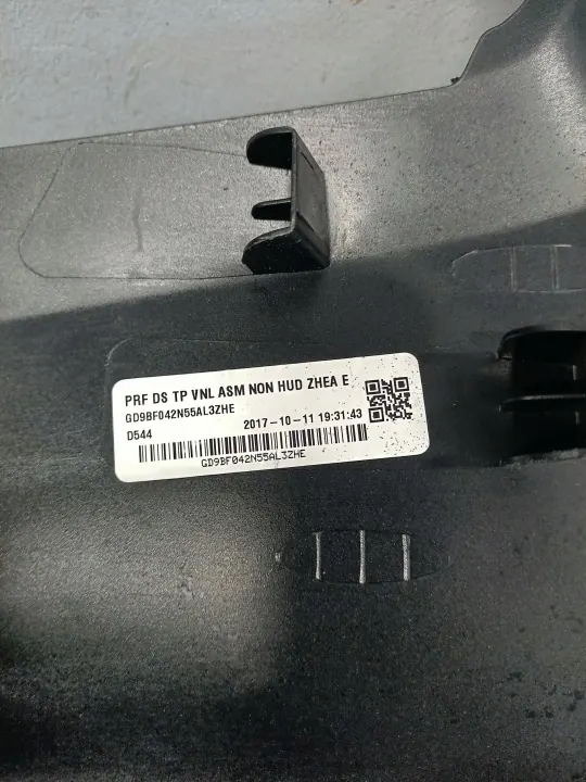 Lincoln Dashboard Trim OEM GD9BF042N55 - Gebruikt image 5