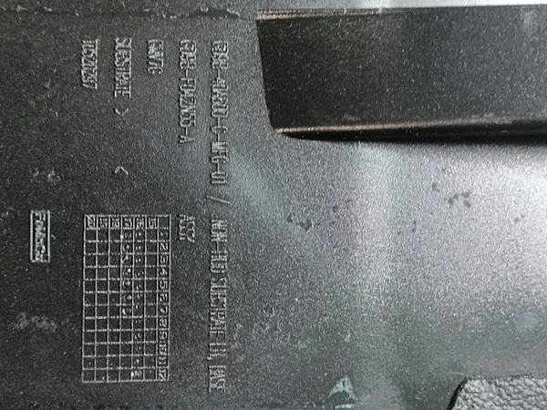 Lincoln Dashboard Trim OEM GD9BF042N55 - Gebruikt image 7
