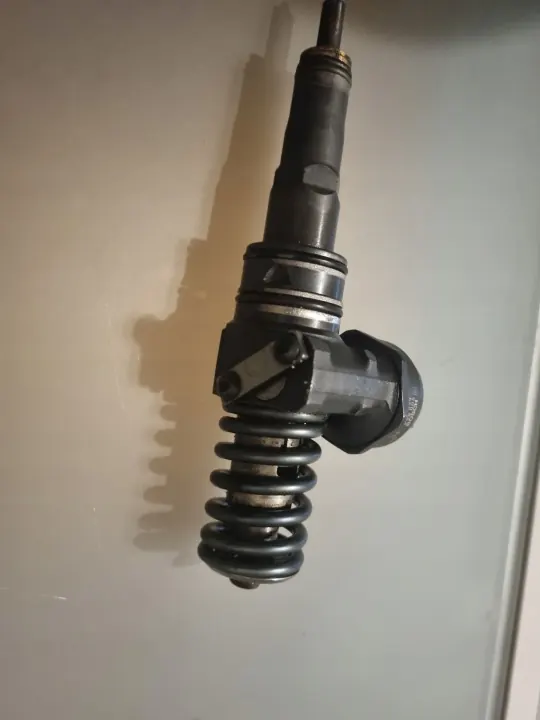 Bomba inyectora VW Sharan 1.9 TDI OEM 0986441554 Usada image 3