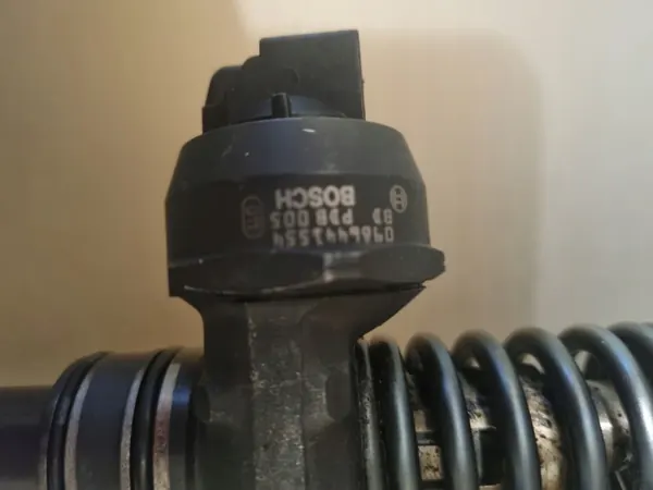 Bomba inyectora VW Sharan 1.9 TDI OEM 0986441554 Usada image 4