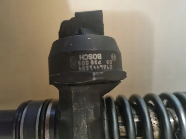 Bomba inyectora VW Sharan 1.9 TDI OEM 0986441554 Usada image 5