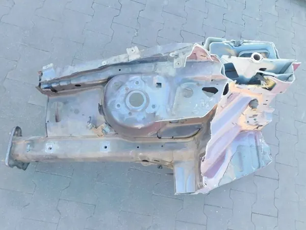Ford OE Longarina Quarto Dianteira Direita image 6
