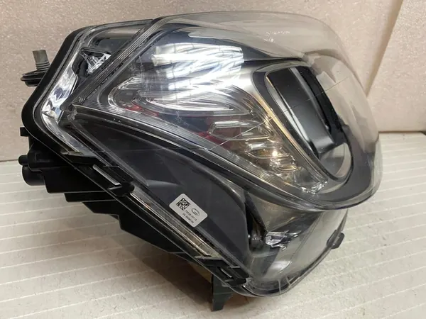 Rechter voorlamp MERCEDES GLK X204 A2048201039 image 5