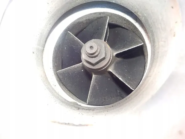 Turboalimentador BMW 3 E90 E91 2.0D 851246405E image 9
