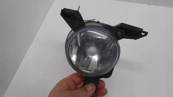 Phare antibrouillard droit avant VW New Beetle 98-05 OEM Valeo image 4