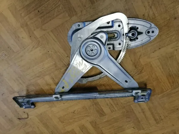 Volvo V50 achterruitregelaar OEM 8679083RH image 2
