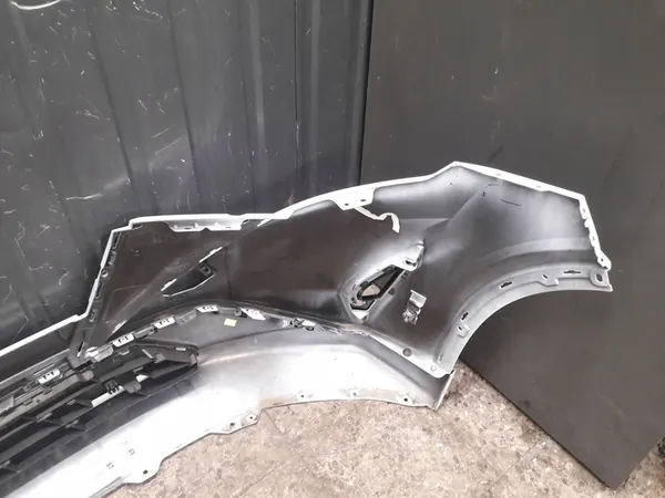 Etupuskuri Nissan Qashqai III LIFT image 8