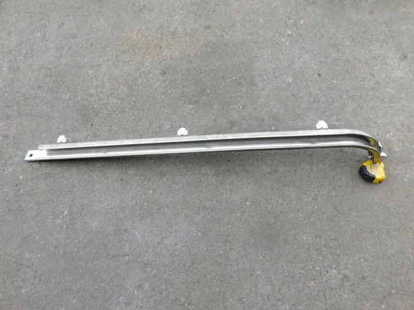 Mercedes Vito Viano W447 skjutdörrsskena OEM A4477663000 image 2