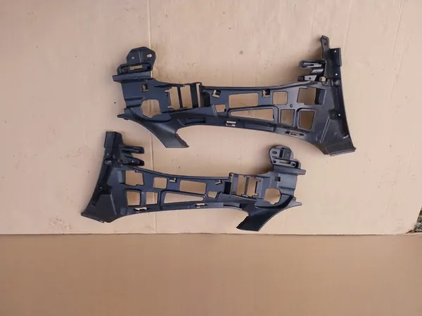 MERCEDES AMG W205 Guias de Para-choque Dianteiro 2013- image 5