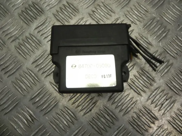 Relais Ssangyong KYRON 2008 OEM 8470009000 image 2