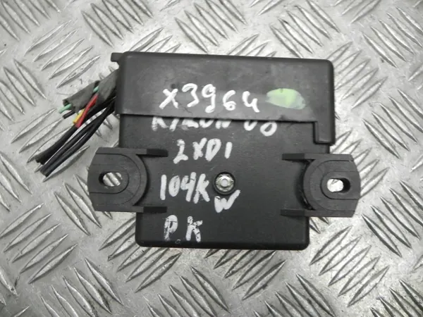 Relais Ssangyong KYRON 2008 OEM 8470009000 image 3