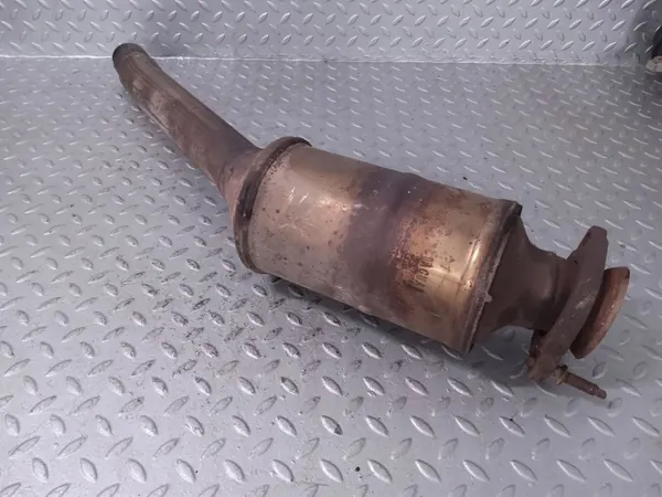 DPF/Catalizador Jaguar lado izquierdo AW935E212BC usado image 2