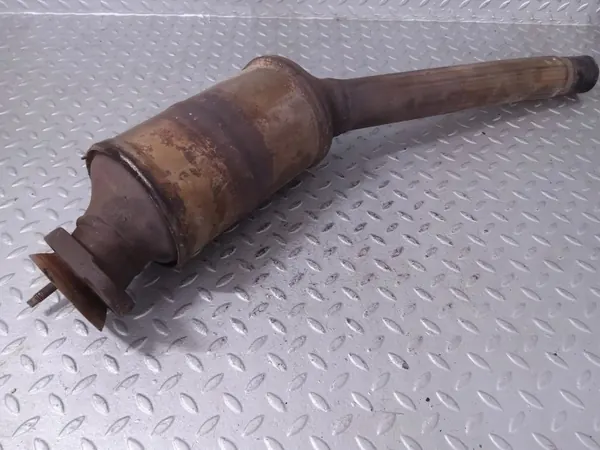 DPF/Catalizador Jaguar lado izquierdo AW935E212BC usado image 3