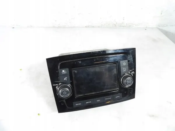 Fiat Doblo II Lift -radio OEM 07356374730 image 2