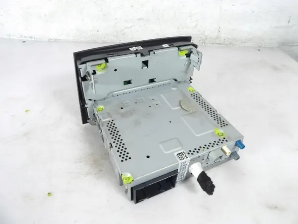 Fiat Doblo II Lift -radio OEM 07356374730 image 3