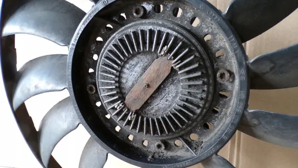PASSAT B5 1.9 TDI Hefventilator Viskeuze Koppeling OEM image 3